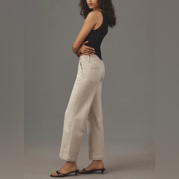 PAIGE - Brooklyn High-Rise Crop Wide-Leg Jeans - Picture 4 of 10